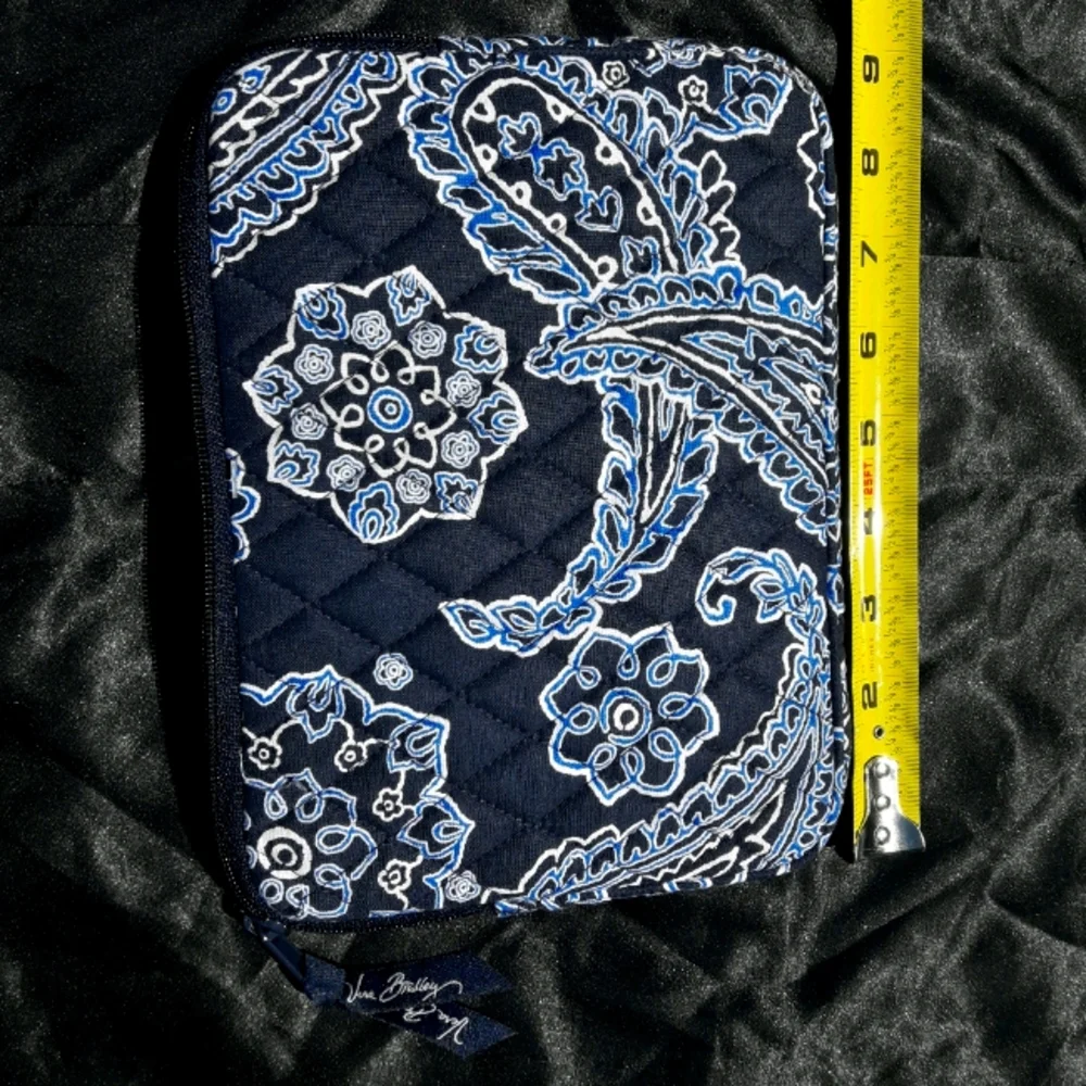 Vera Bradley Ipod Case Padded Purse Blue Paisley - Picture 8 of 16